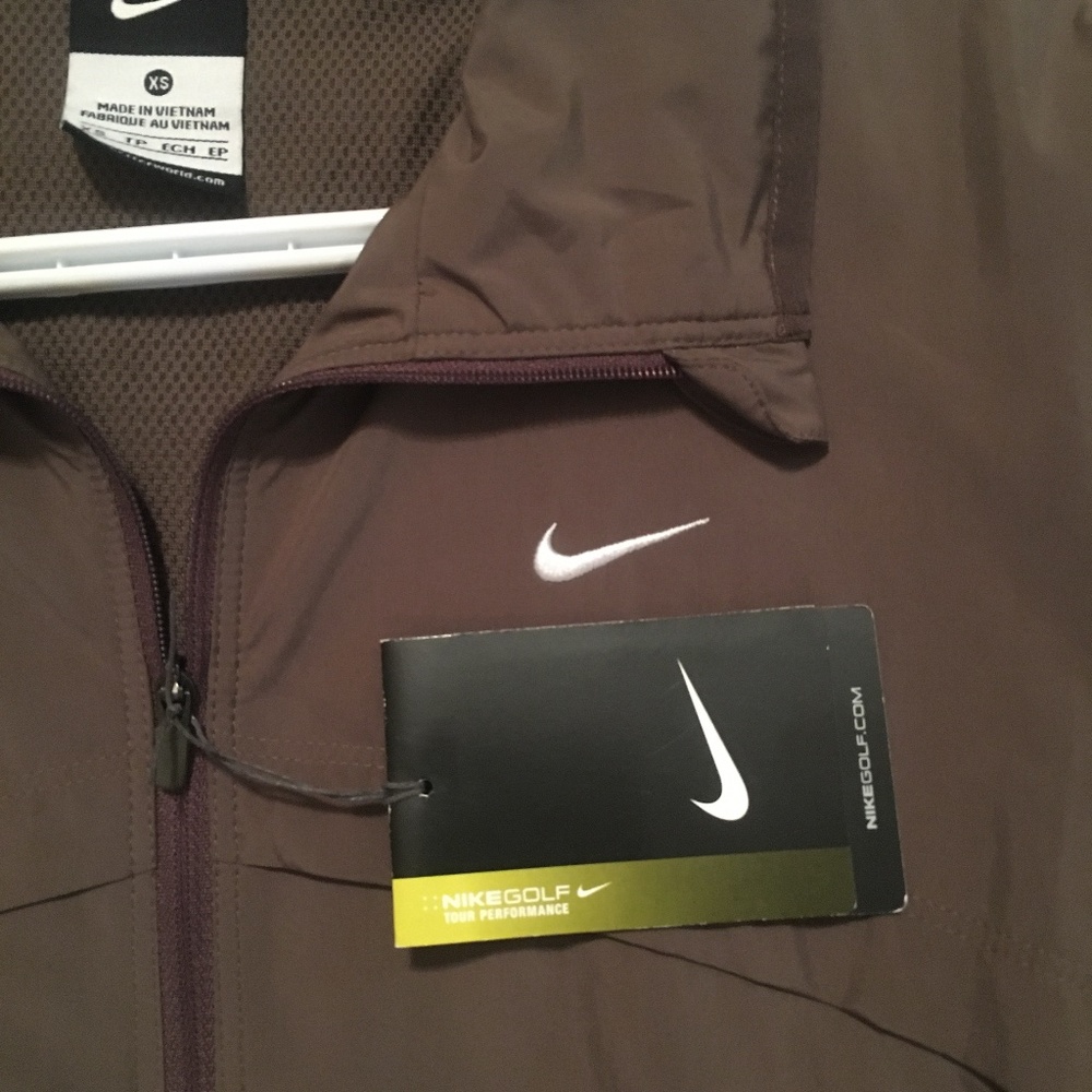 Nike women’s Golf XS jacket tour performance beige brown